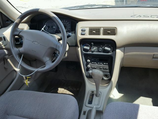 1Y1SK5284YZ432547 - 2000 CHEVROLET GEO PRIZM 米色 照片 9