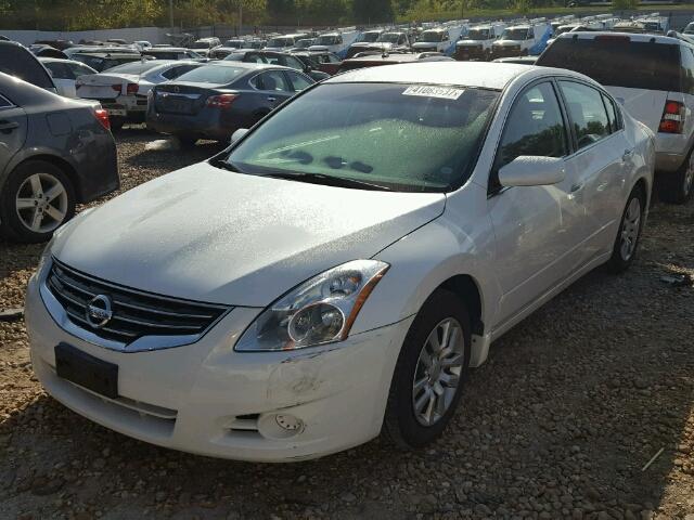 1N4AL2APXCN569437 - 2012 NISSAN ALTIMA BAS WHITE photo 2