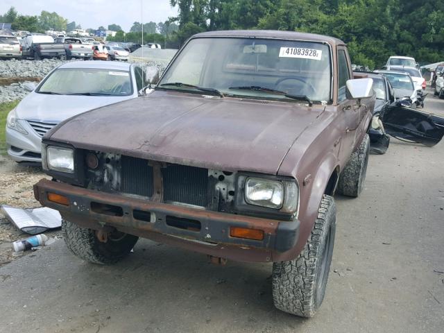 JT4RN48D4C0039718 - 1982 TOYOTA PICKUP RN4 BROWN photo 2