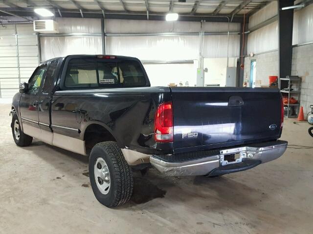 1FTZX1765WNC26842 - 1998 FORD F150 BLACK photo 3