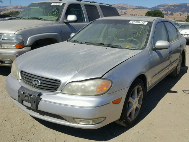 JNKDA31A82T004904 - 2002 INFINITI I35 SILVER photo 2