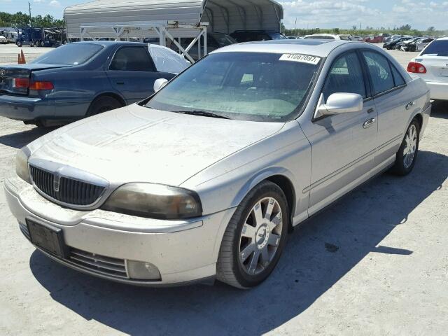 1LNHM87A44Y637884 - 2004 LINCOLN LS SILVER photo 2