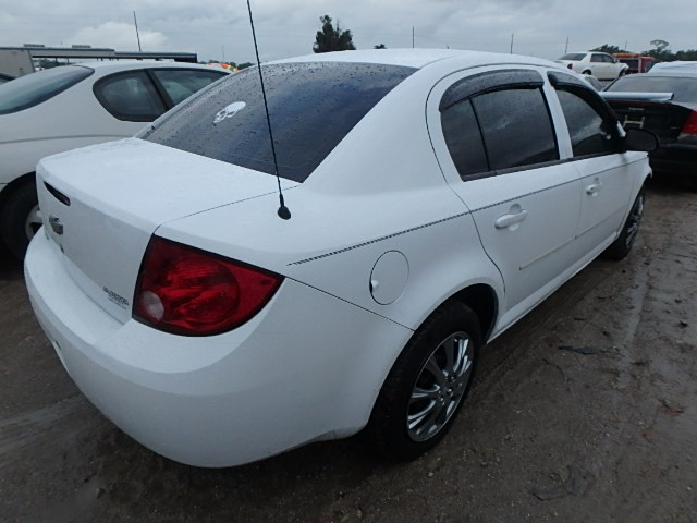 1G1AK52F957617756 - 2005 CHEVROLET COBALT WHITE photo 4