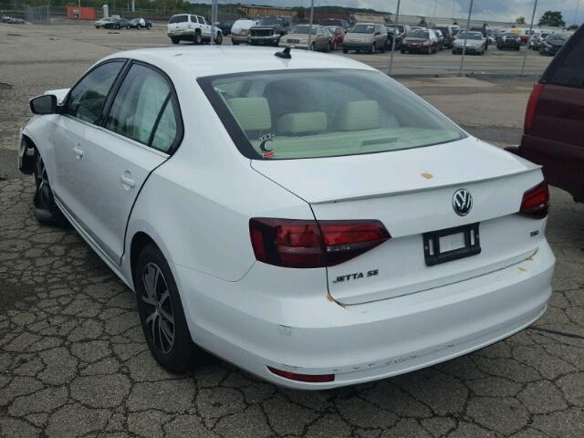 3VWDB7AJ3HM295435 - 2017 VOLKSWAGEN JETTA SE WHITE photo 3