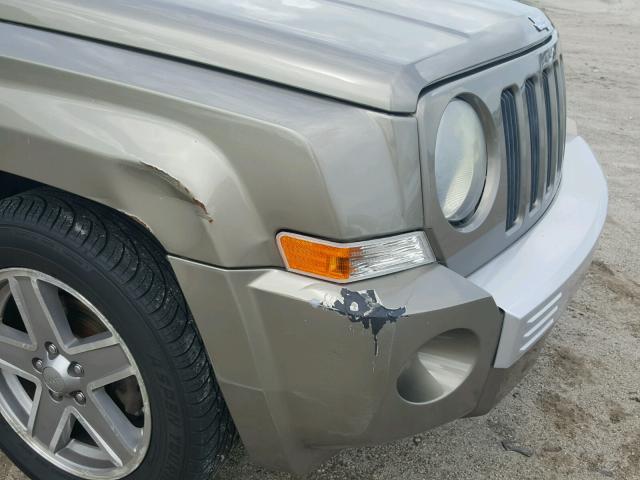 1J8FF48W28D697192 - 2008 JEEP PATRIOT LI BEIGE photo 9