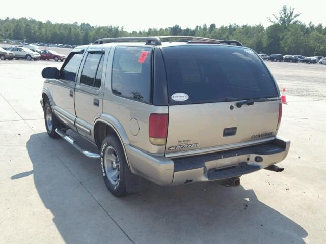 1GNCS13W3Y2101103 - 2000 CHEVROLET BLAZER BEIGE photo 3