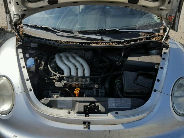 3VWBB61CXWM042287 - 1998 VOLKSWAGEN NEW BEETLE Gümüş foto 7