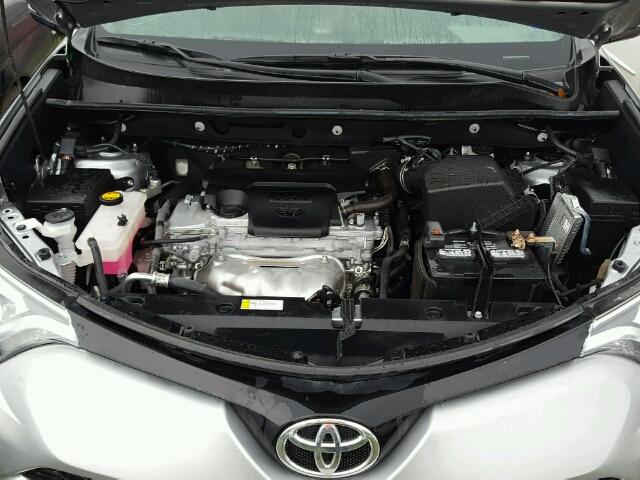 2T3NFREV4GW292321 - 2016 TOYOTA RAV4 SILVER photo 7