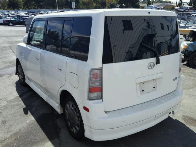 JTLKT324654024616 - 2005 TOYOTA SCION WHITE photo 3