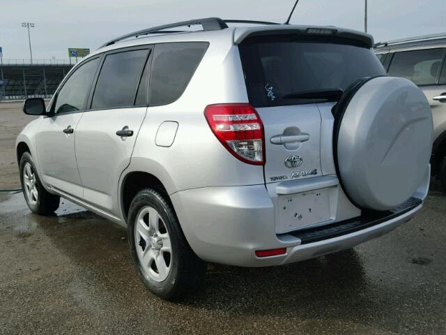 2T3BF4DV4AW044536 - 2010 TOYOTA RAV4 SILVER photo 3