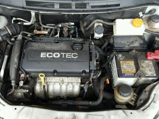KL1TD6DE8AB124248 - 2010 CHEVROLET AVEO LS SILVER photo 7