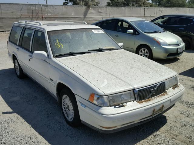 YV1KW9604W1049105 - 1998 VOLVO V90 WHITE photo 1