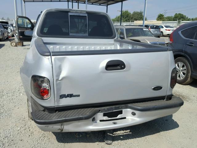 2FTZF0736YCA58267 - 2000 FORD F150 SVT L SILVER photo 6