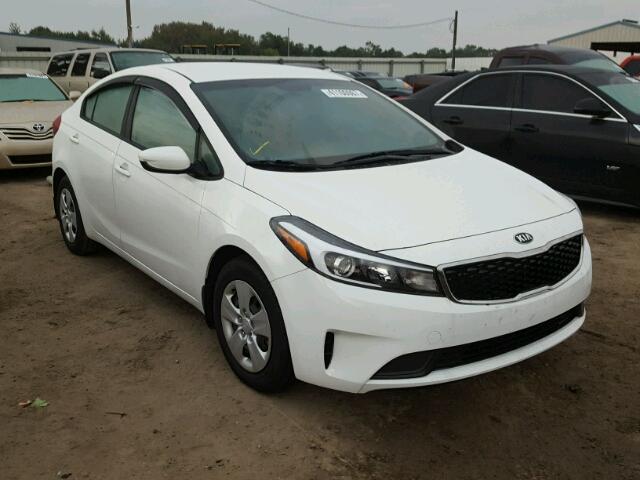 3KPFK4A73HE113600 - 2017 KIA FORTE WHITE photo 1