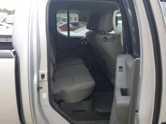 1N6AD09UX8C423951 - 2008 NISSAN FRONTIER C SILVER photo 6