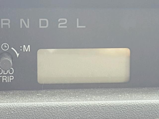 JTLKT324664076135 - 2006 TOYOTA SCION XB Grau Foto 8