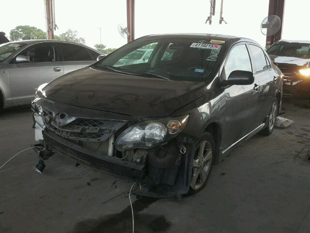 5YFBU4EE0DP136729 - 2013 TOYOTA COROLLA BA GRAY photo 2