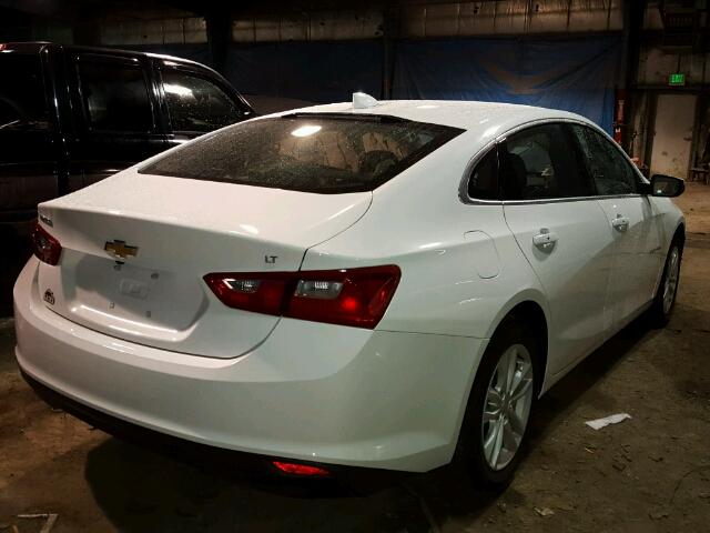 1G1ZE5ST3HF170805 - 2017 CHEVROLET MALIBU WHITE photo 4