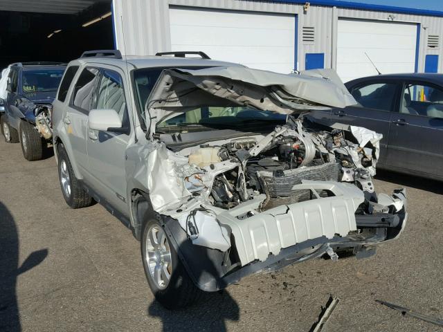 1FMCU94108KA94899 - 2008 FORD ESCAPE LIM WHITE photo 1