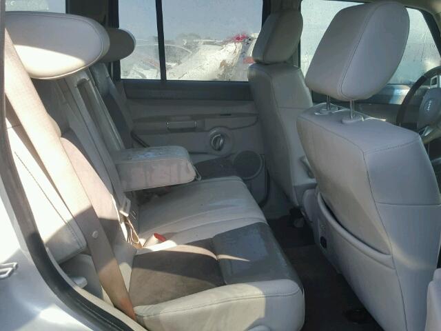 1J8HG68208C209961 - 2008 JEEP COMMANDER SILVER photo 6