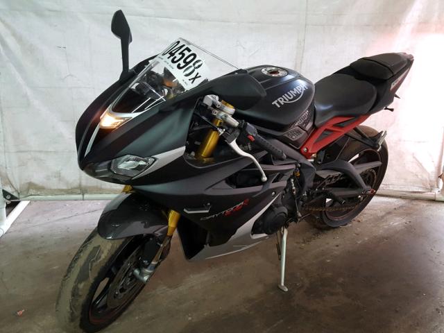 SMTA02YK8FJ694317 - 2015 TRIUMPH MOTORCYCLE DAYTONA 67 BLACK photo 2
