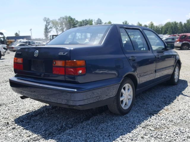 3VWSA81H9VM084359 - 1997 VOLKSWAGEN JETTA GLS BLUE photo 4