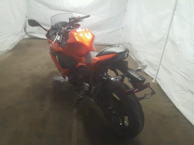 JKAEXEJ12HDA01867 - 2017 KAWASAKI EX650 J შავი ფოტო 3