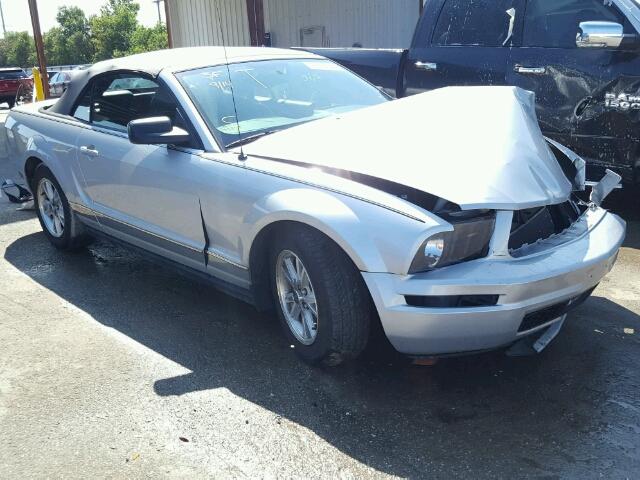 1ZVHT84NX85128403 - 2008 FORD MUSTANG SILVER photo 1