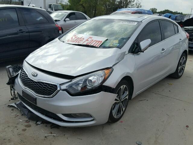 KNAFZ4A85G5470210 - 2016 KIA FORTE EX SILVER photo 2