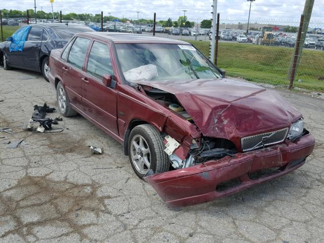 YV1LS5344W1430727 - 1998 VOLVO S70 T5 TUR RED photo 1
