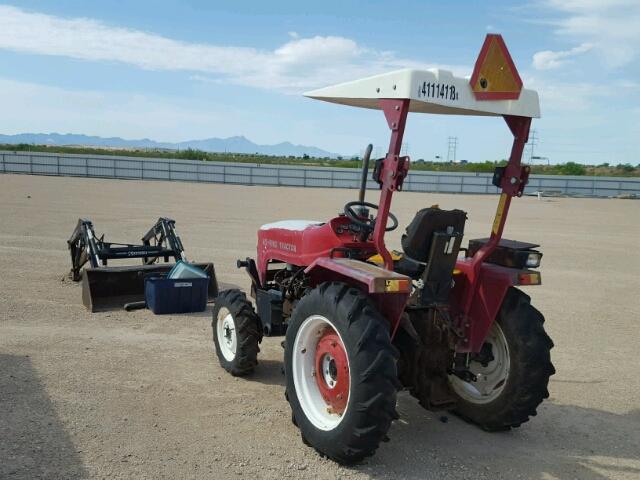 20228186 - 2004 CHALET TRACTOR RED photo 3