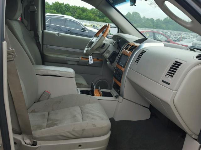 1A8HW58P89F713389 - 2009 CHRYSLER ASPEN LIMI 米色 照片 5