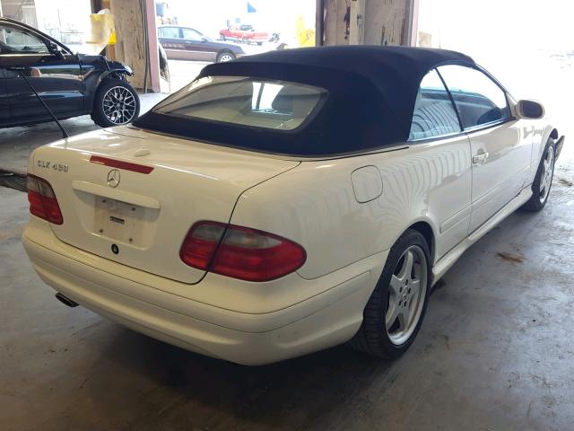 WDBLK70G72T100299 - 2002 MERCEDES-BENZ CLK 430 WHITE photo 4