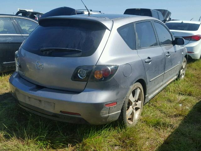 JM1BK143261455206 - 2006 MAZDA 3 HATCHBAC GRAY photo 4