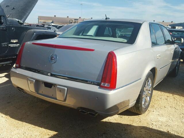 1G6KD57Y28U204859 - 2008 CADILLAC DTS BEIGE photo 4