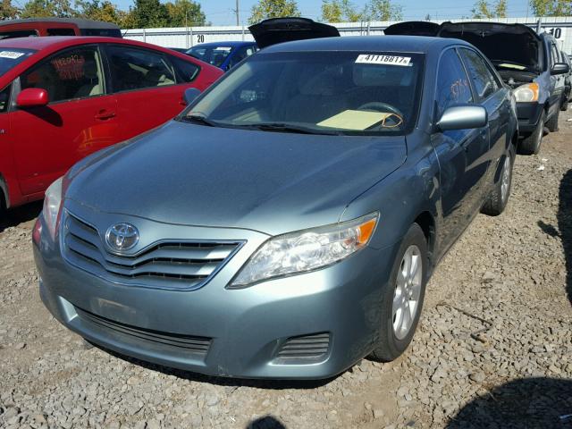 4T1BF3EK4BU622725 - 2011 TOYOTA CAMRY BASE GREEN photo 2