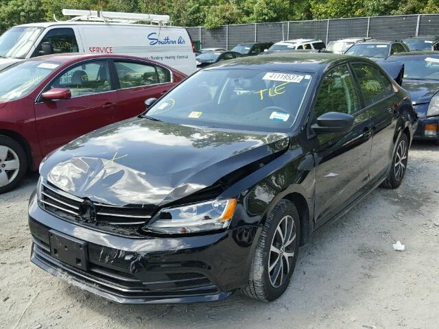 3VWD67AJXGM391646 - 2016 VOLKSWAGEN JETTA SE BLACK photo 2