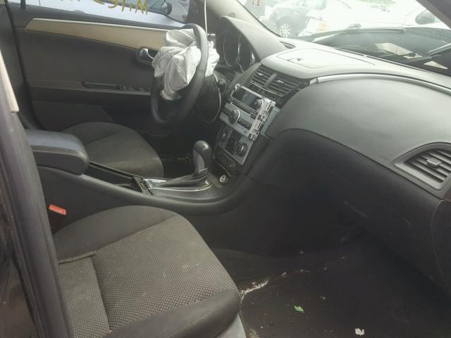 1G1ZC5E06AF102804 - 2010 CHEVROLET MALIBU 1LT შავი ფოტო 5