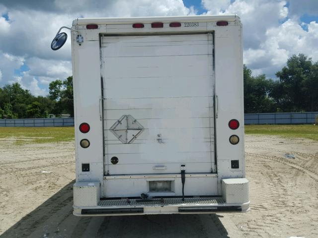 4UZA4FF40WC932238 - 1998 FREIGHTLINER CHASSIS M WHITE photo 6