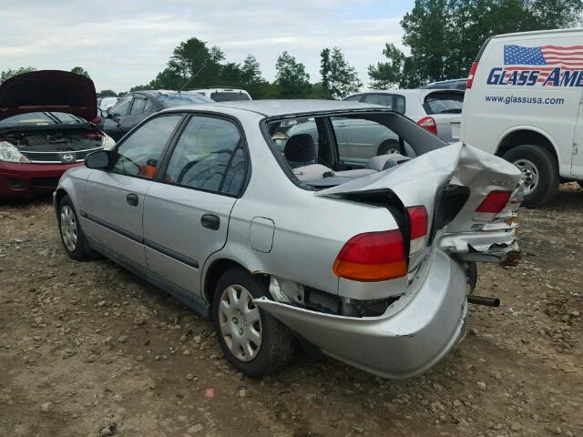 2HGEJ6522VH588102 - 1997 HONDA CIVIC DX SILVER photo 3