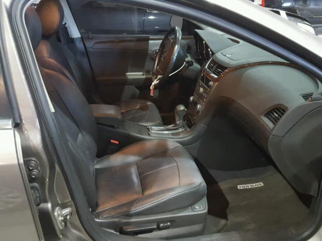 1G1ZE5E15BF281728 - 2011 CHEVROLET MALIBU LTZ ყავისფერი ფოტო 5
