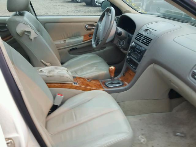 JNKDA31A84T205107 - 2004 INFINITI I35 WHITE photo 5