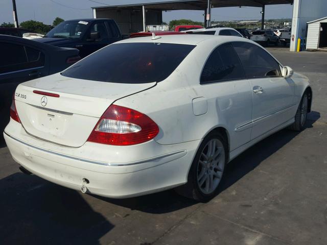 WDBTJ56H99F265626 - 2009 MERCEDES-BENZ CLK 350 WHITE photo 4