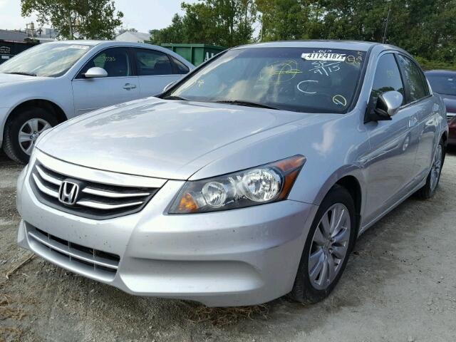 1HGCP2F8XBA113888 - 2011 HONDA ACCORD SILVER photo 2