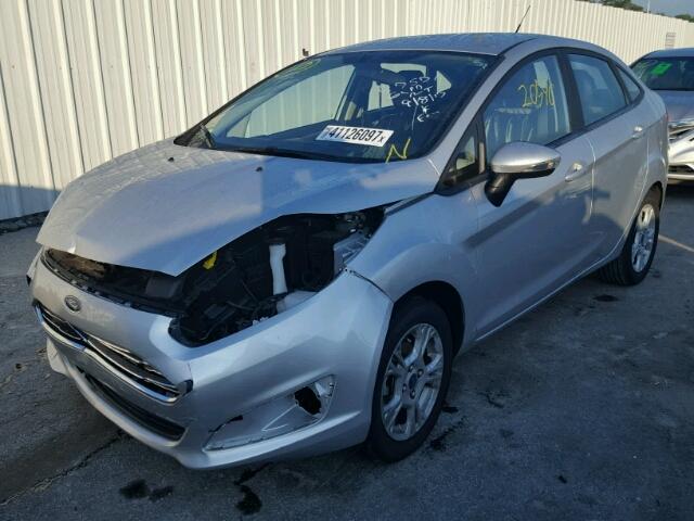 3FADP4BJ3GM207571 - 2016 FORD FIESTA SE SILVER photo 2