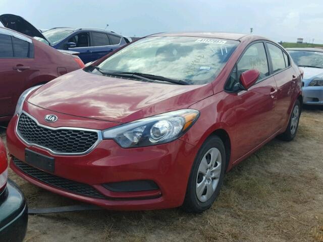 KNAFK4A61G5607565 - 2016 KIA FORTE LX RED photo 2