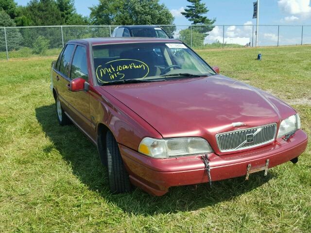 YV1LS5579W2512695 - 1998 VOLVO S70 RED photo 1