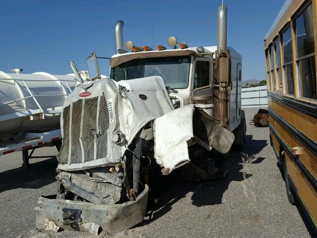 1XPWD49X6DD177638 - 2013 PETERBILT 388 WHITE photo 2