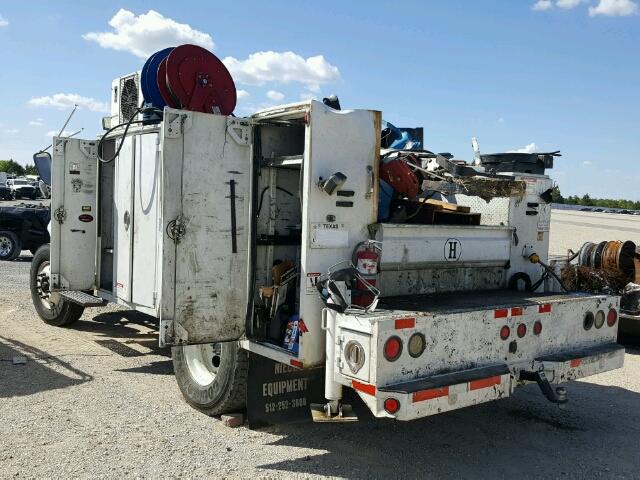 3FRNF75E37V515595 - 2007 FORD F750 SUPER WHITE photo 3