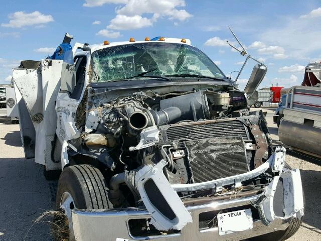 3FRNF75E37V515595 - 2007 FORD F750 SUPER WHITE photo 9